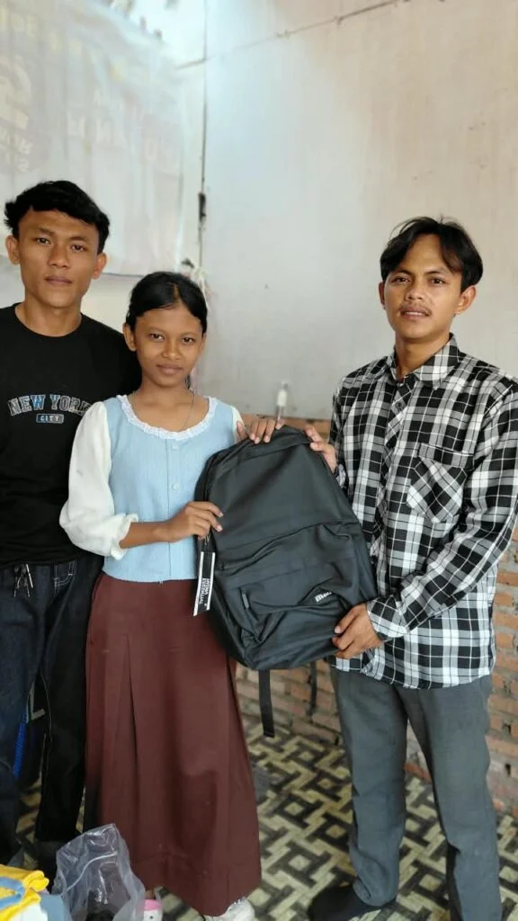 Lilin di Atas Lemari Plastik Picu Kebakaran Rumah Warga, Rumah Harapan Salurkan Bantuan